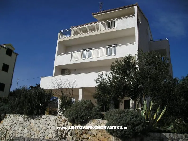 Zele Apartments - Trogir